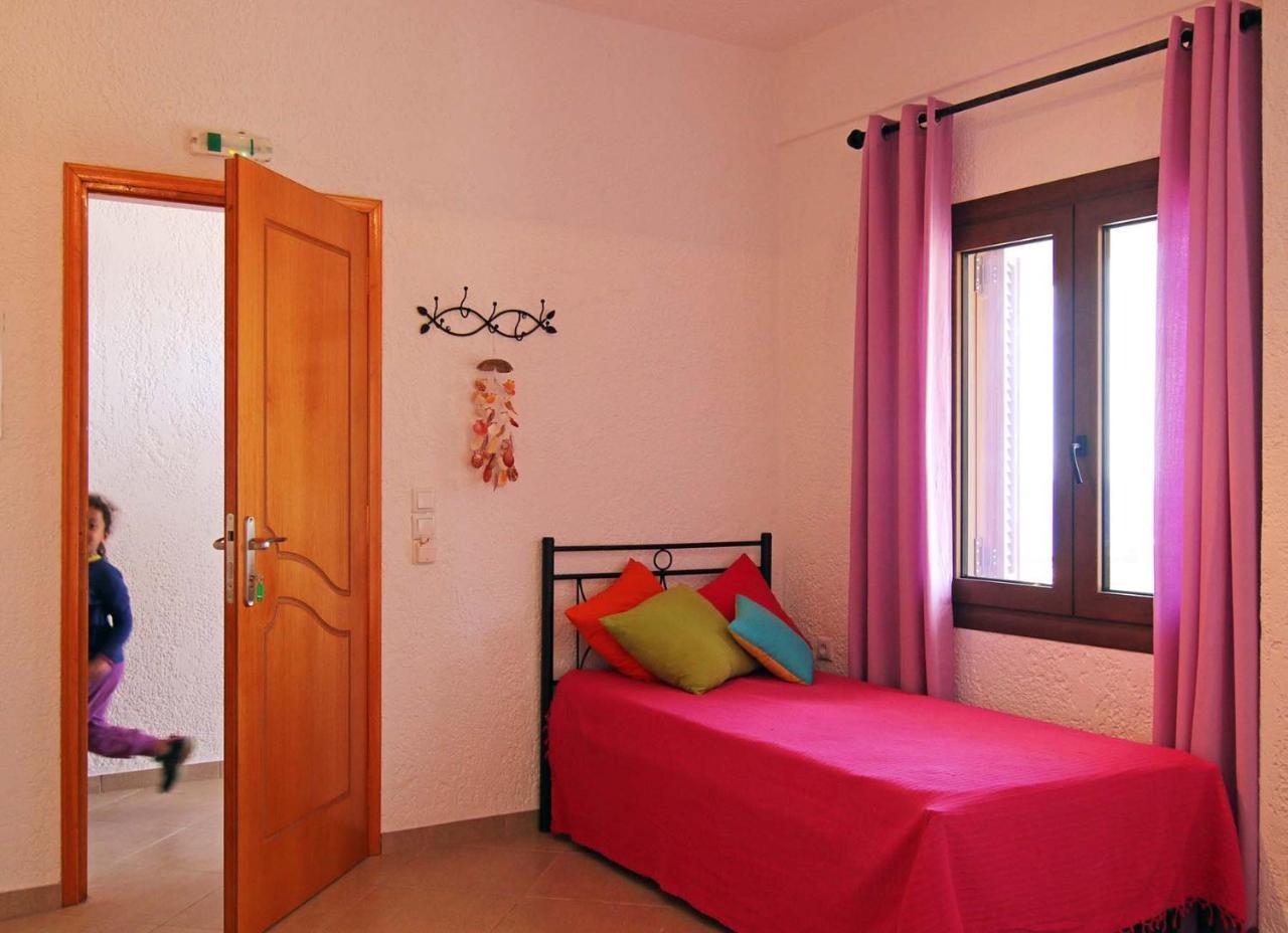 Anemi Apartments Armenistis  Ngoại thất bức ảnh